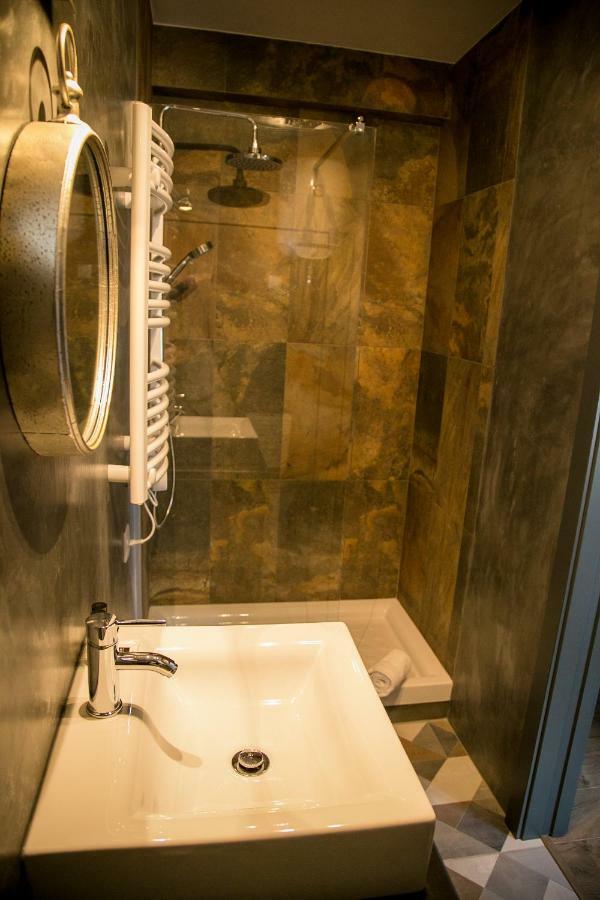 The Globetrotter'S Inn Ericeira Bagian luar foto